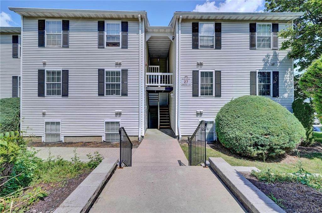 27 Lexington Hill - Photo 1