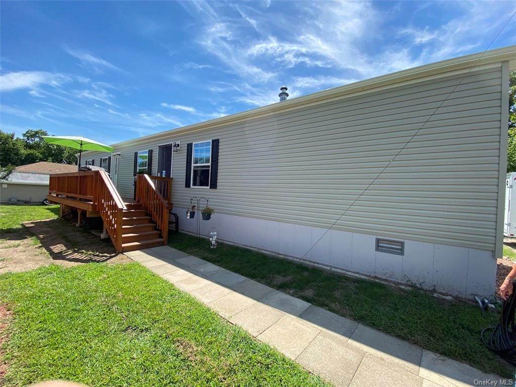 5 Lincoln Avenue - Photo 1