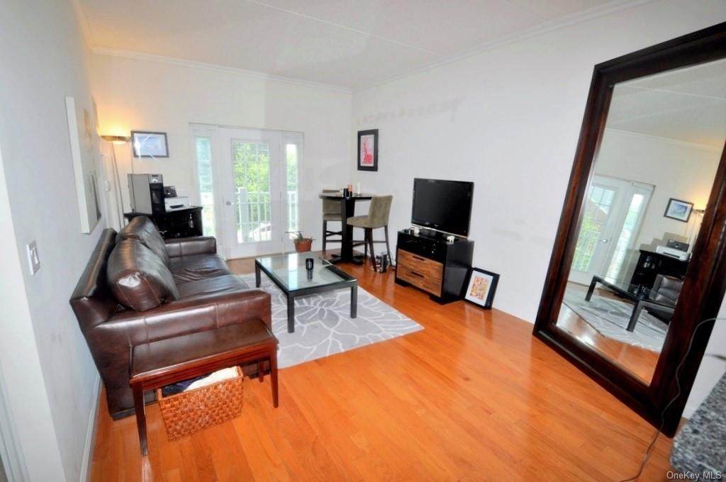 31 Greenridge Avenue - Photo 1