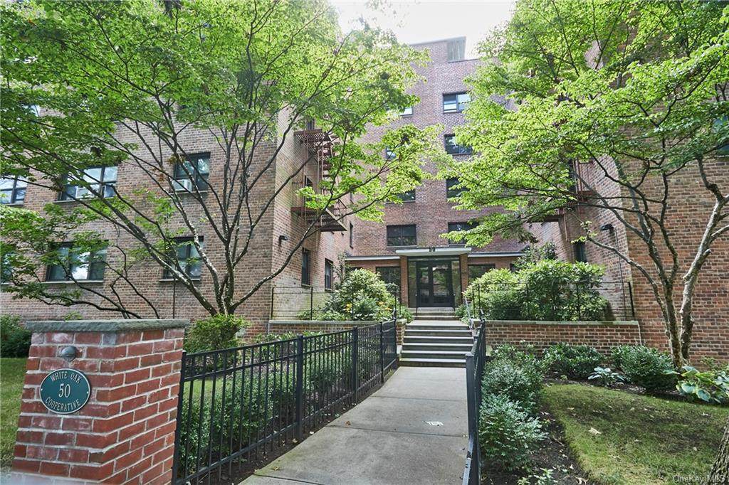 50 White Oak Street - Photo 1