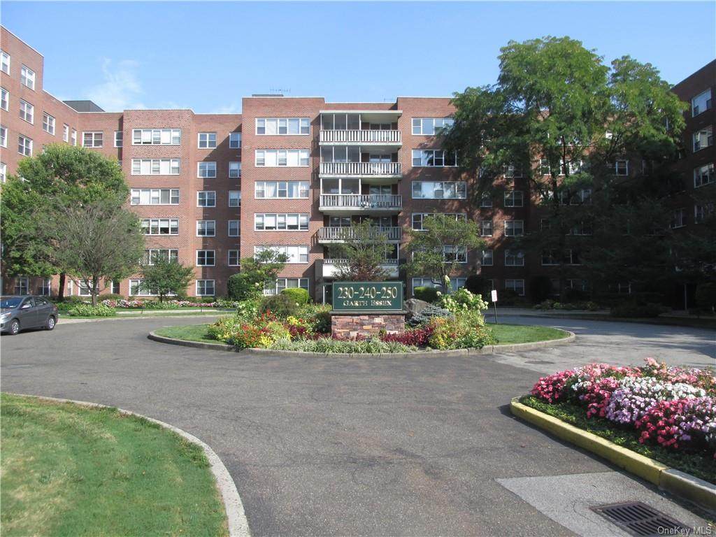 240 Garth Road - Photo 1