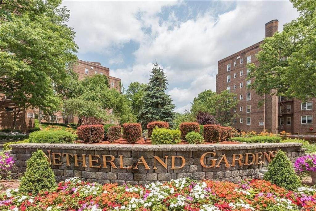 5639 Netherland Avenue - Photo 1