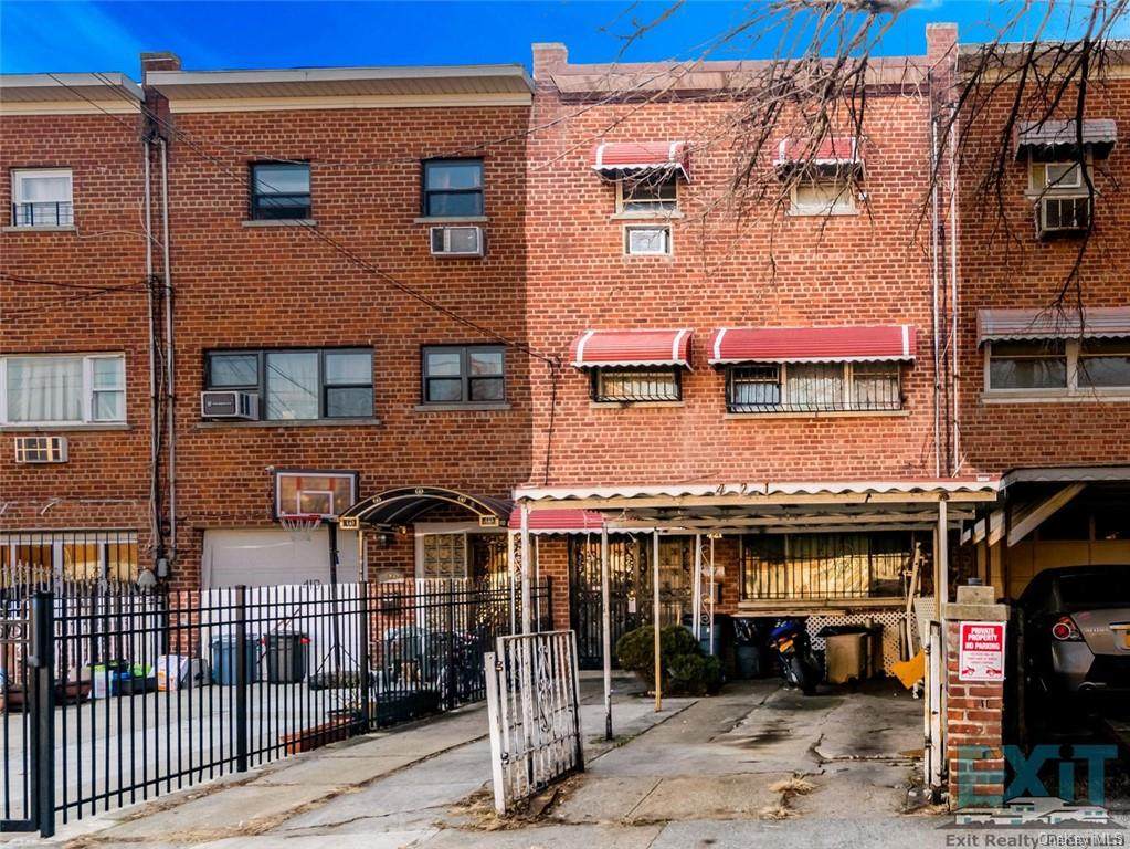421 Olmstead Avenue - Photo 1