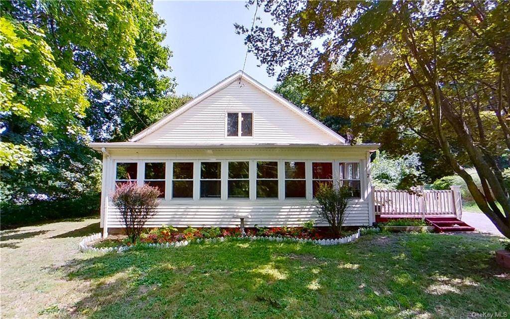 7 Harmony Hill Road - Photo 1