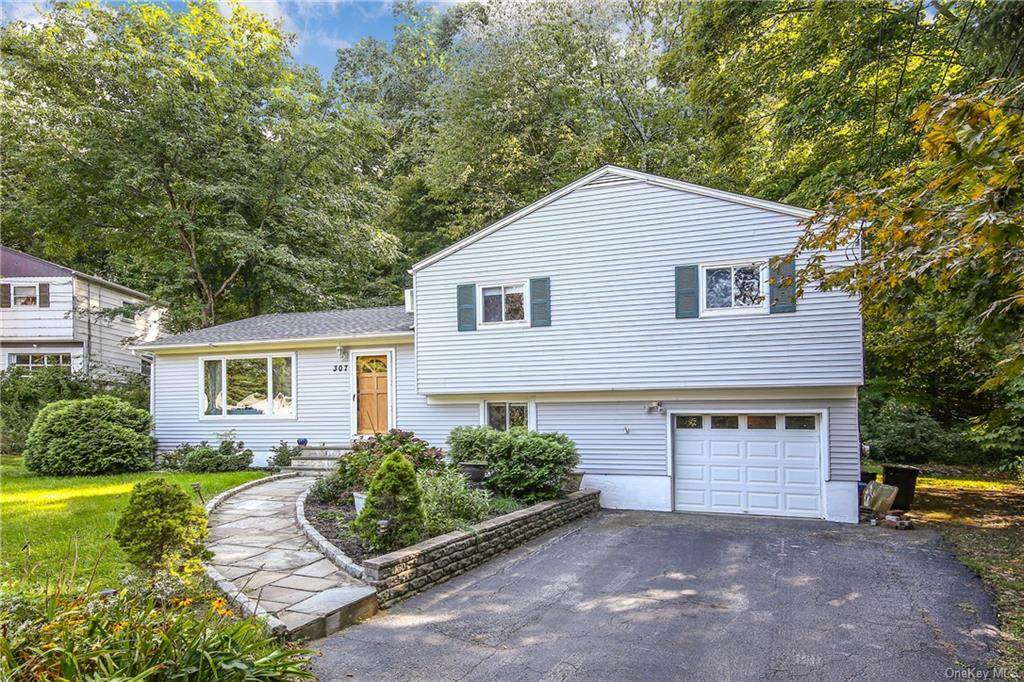 307 Alpine Drive - Photo 1