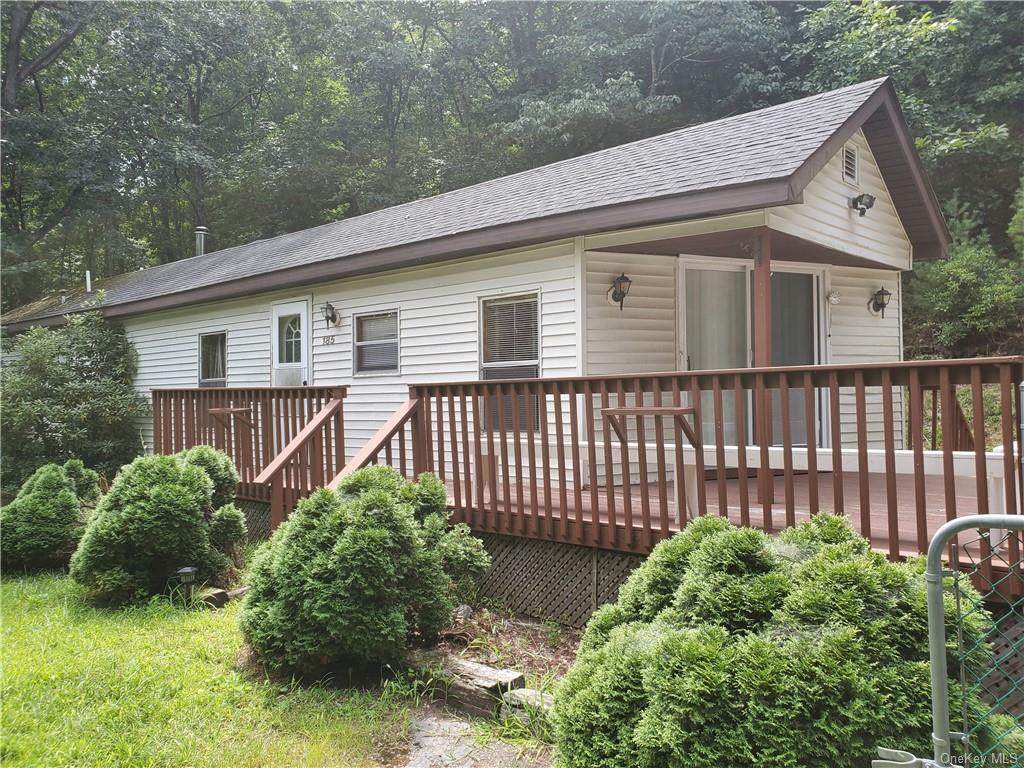 185 Peenpack Trail - Photo 1