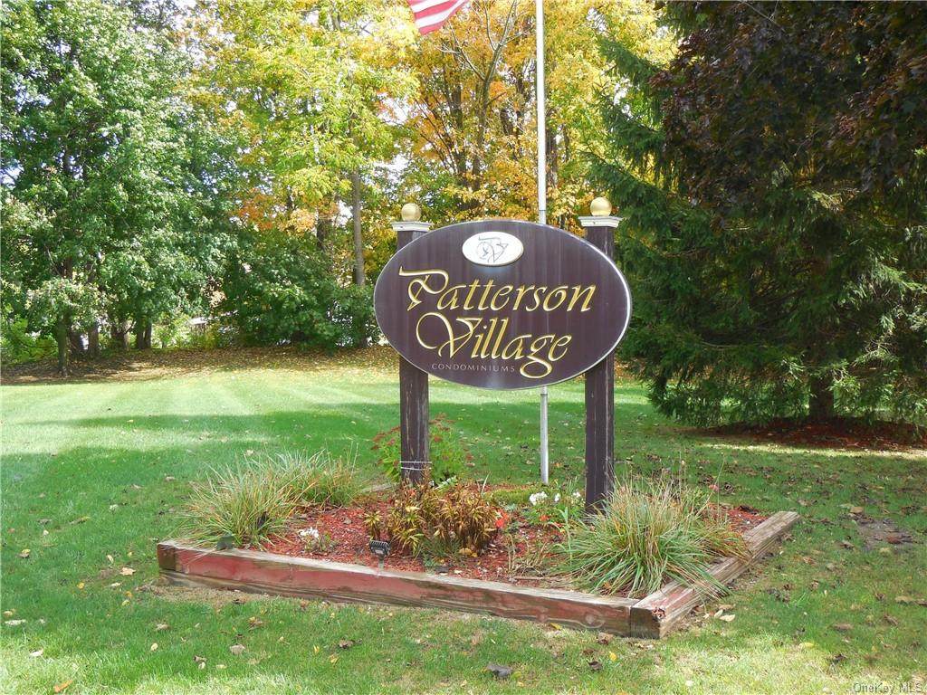 33 Patterson Village Court - Photo 1