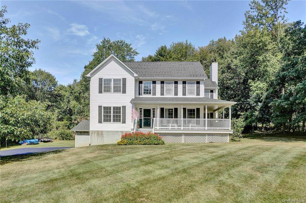 8 Shadowood Drive - Photo 1