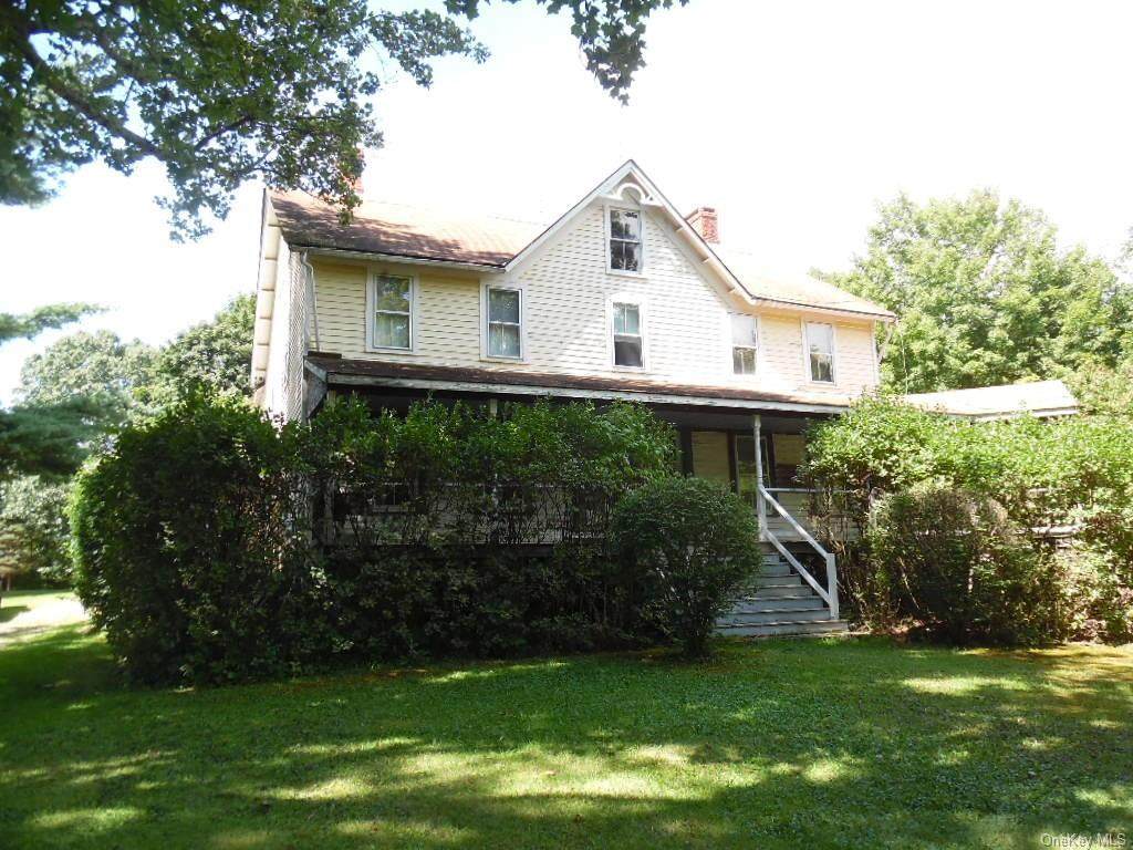 812 Bloomingburg Road - Photo 1