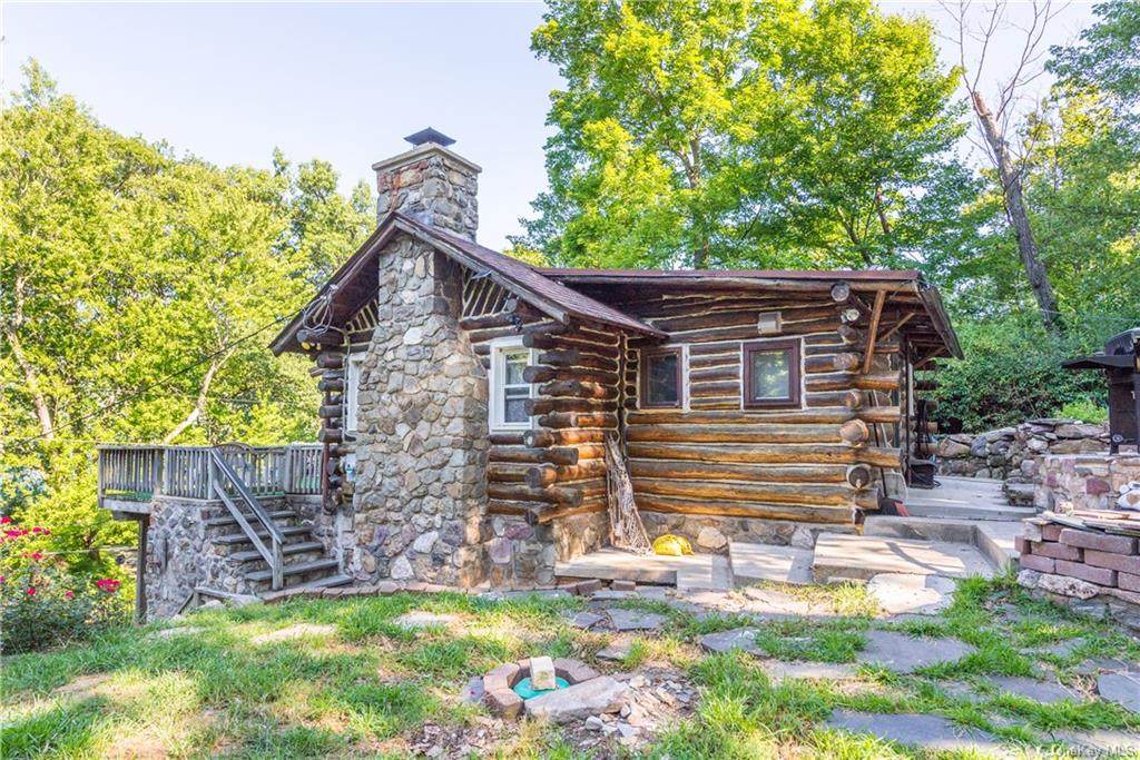 104 Woods Road - Photo 1