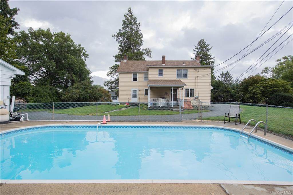4 Lyle Terrace - Photo 1