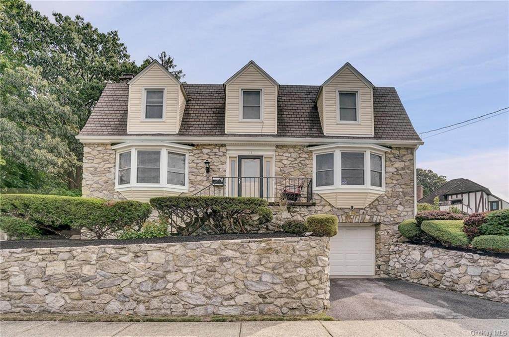 11 Arnold Road - Photo 1