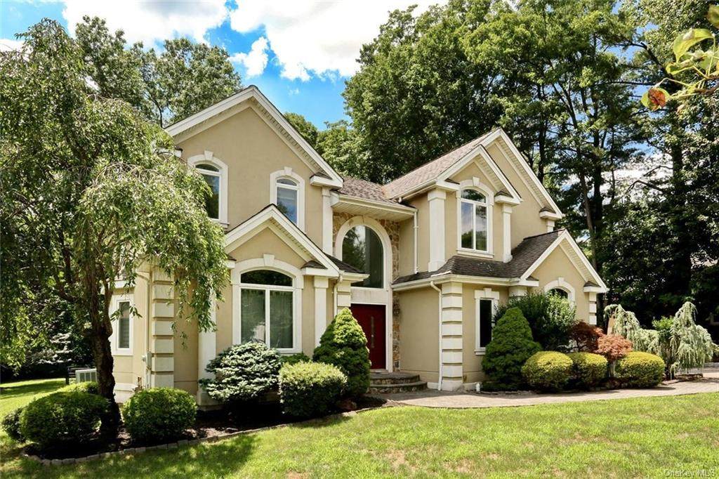 149 Pine Tree Lane - Photo 1
