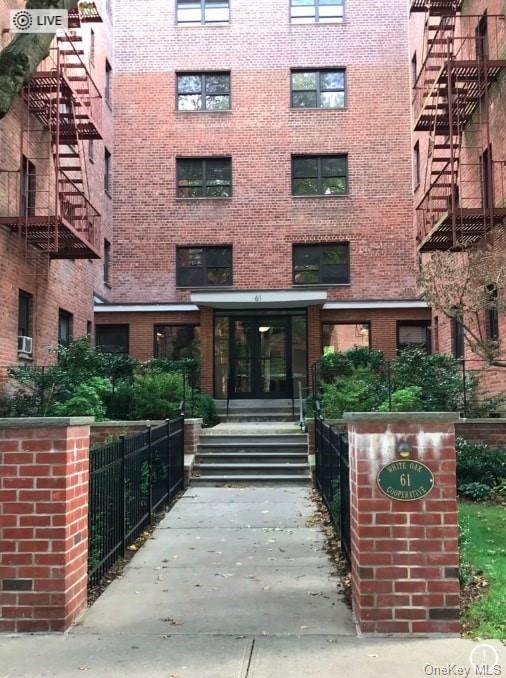 61 White Oak Street - Photo 1