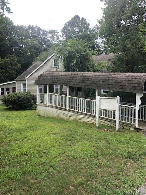 18 Peekskill Hollow Road - Photo 1