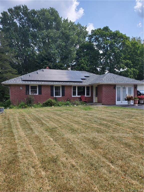 12 Briarwood Drive - Photo 1
