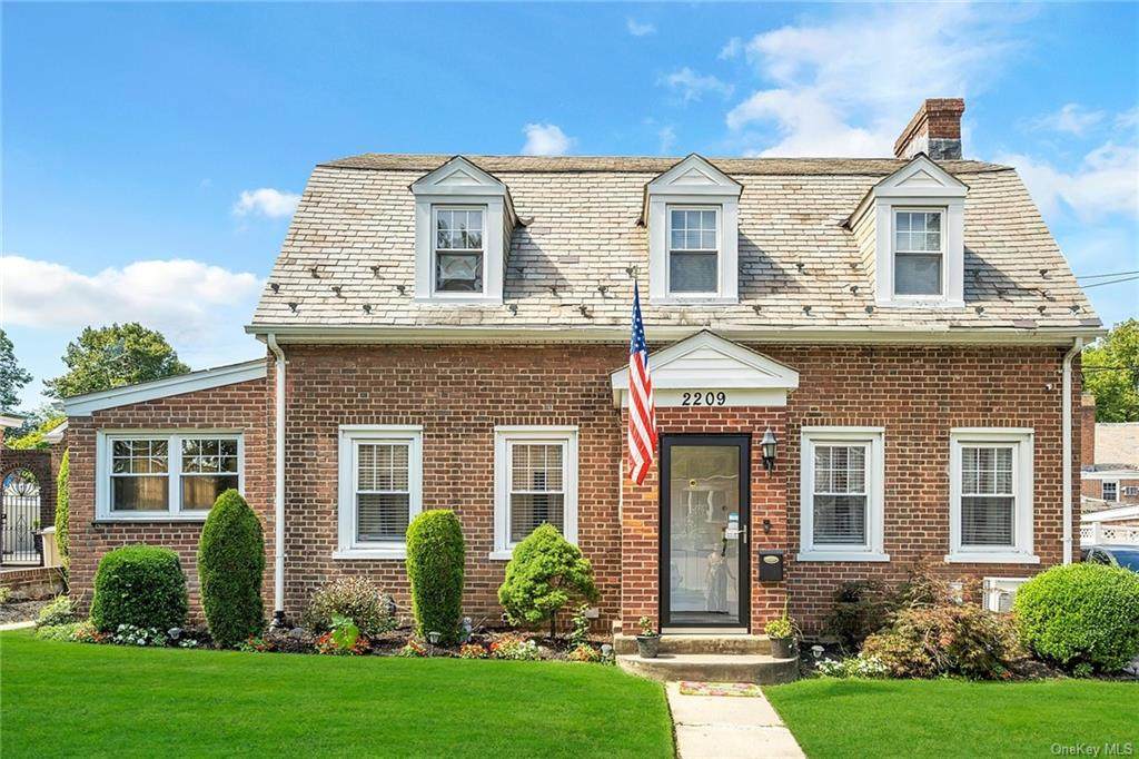2209 Wickham Avenue - Photo 1