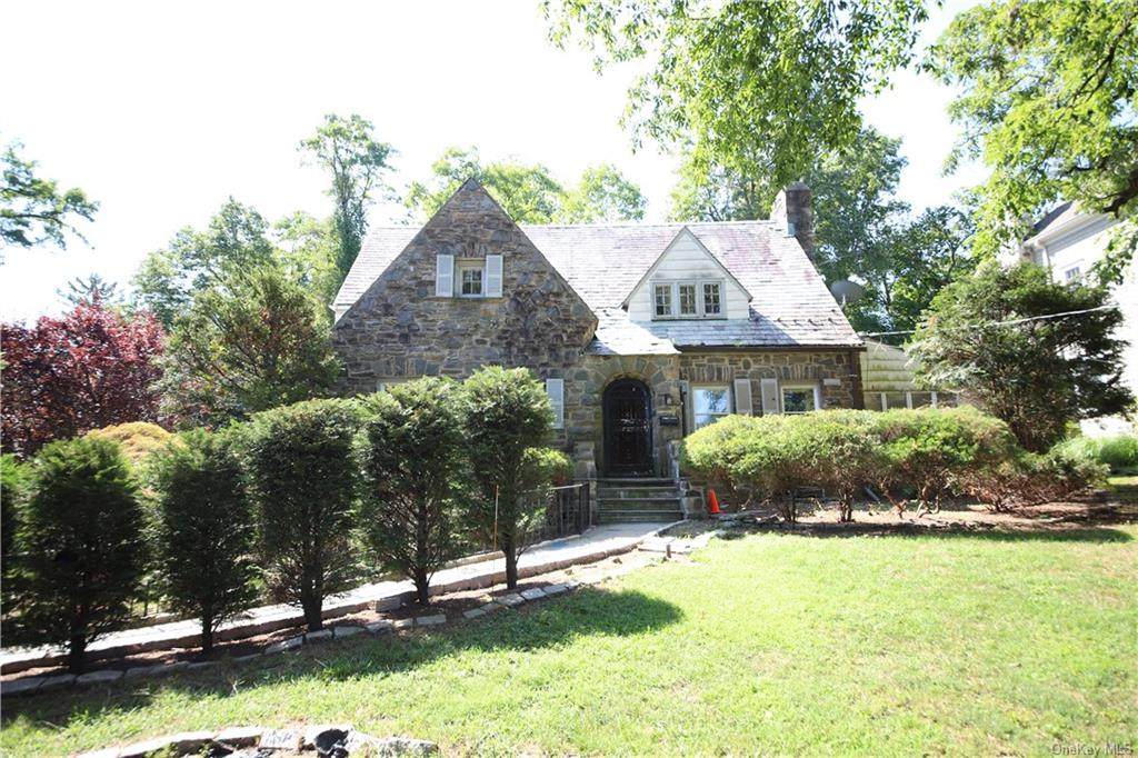 533 Weaver Street - Photo 1