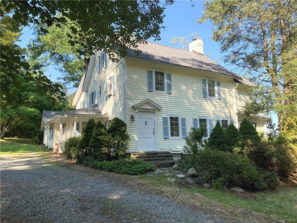 240 Hunt Lane - Photo 1