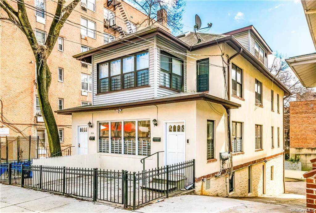 204 260th Street - Photo 1