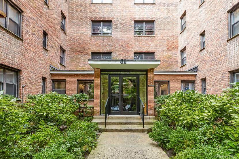 50 White Oak Street - Photo 1