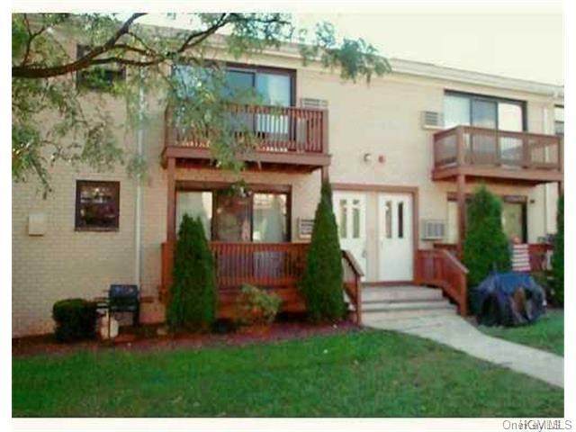 170 Sneden Place - Photo 1