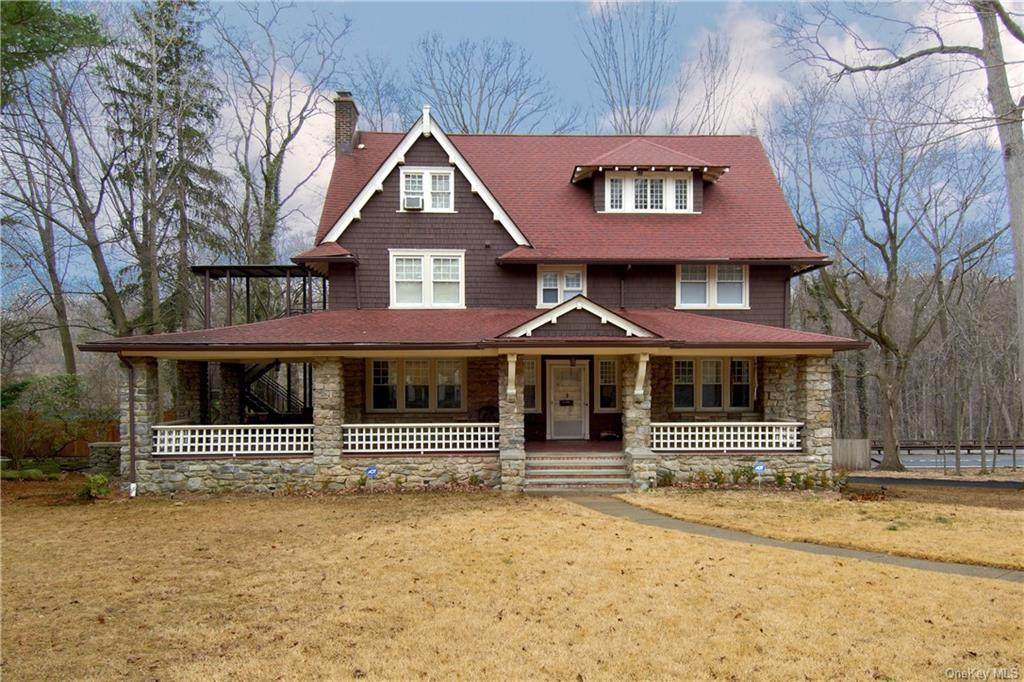 139 Walworth Avenue - Photo 1