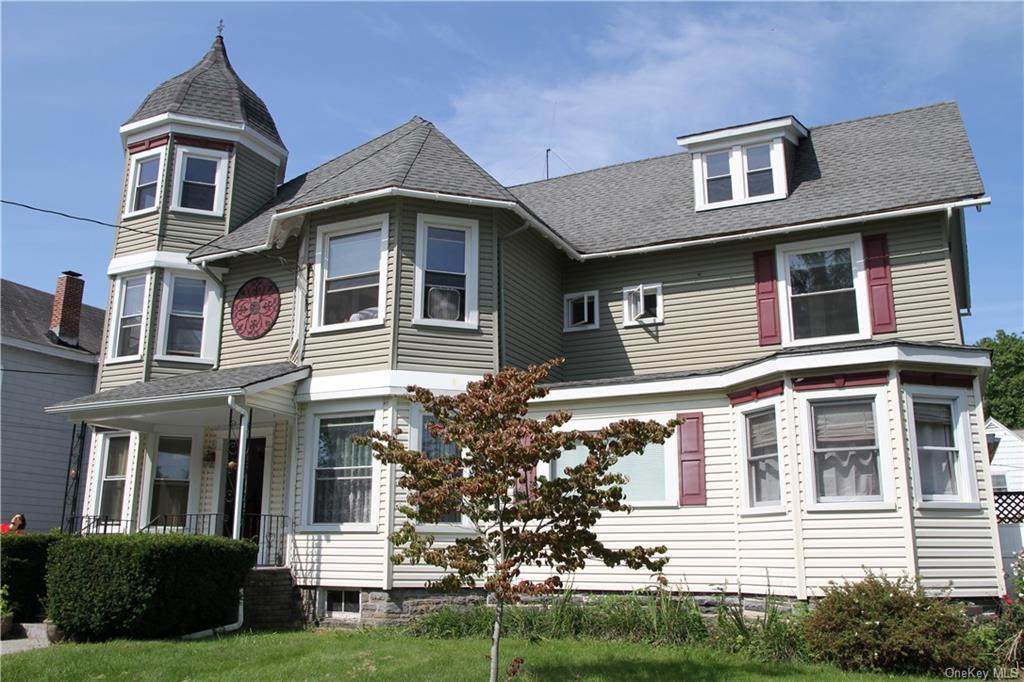 14 Sullivan Avenue - Photo 1