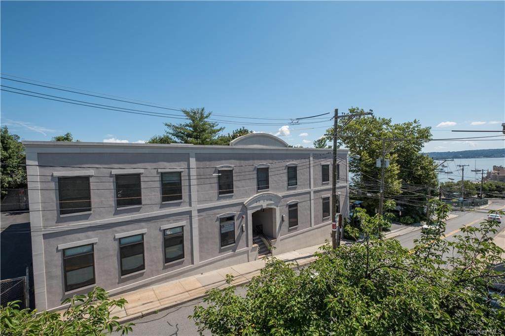 42 Main Street - Photo 1
