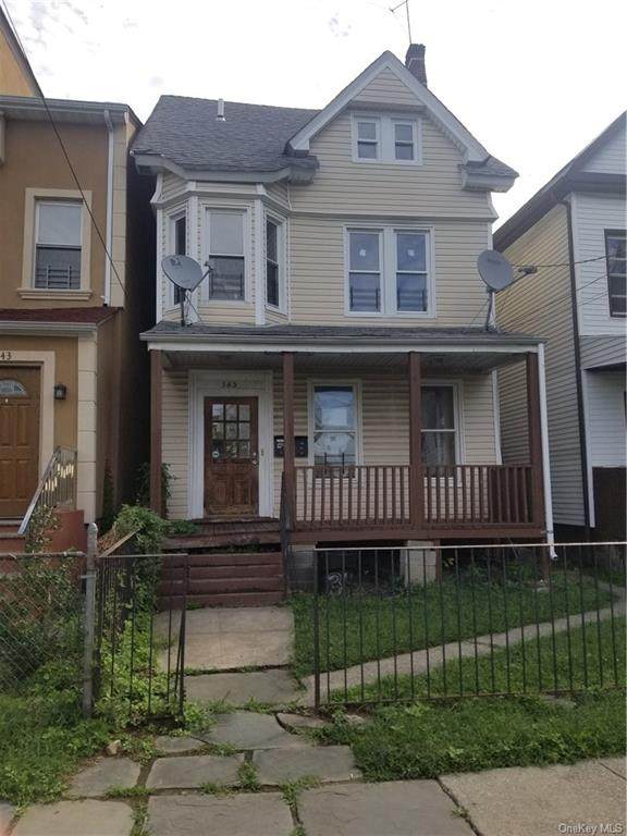 345 4th Avenue - Photo 1