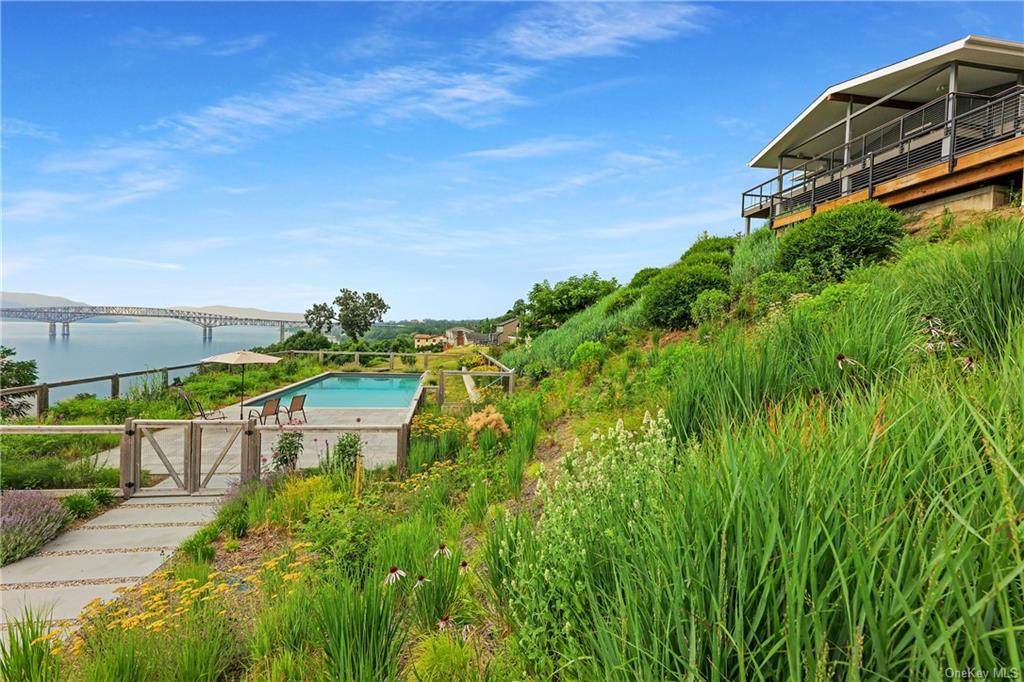 38 Susan Drive - Photo 1