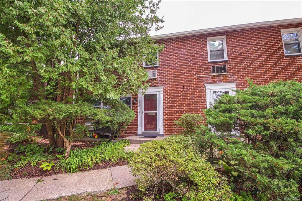 105 Charter Circle View - Photo 1