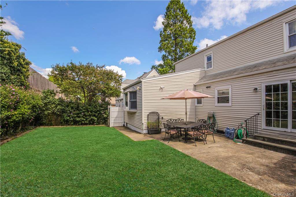 50 Howard Avenue - Photo 1
