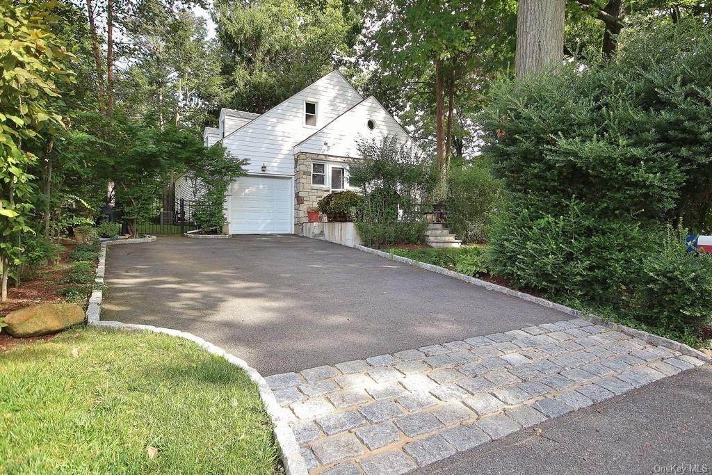 9 Maplewood Road - Photo 1