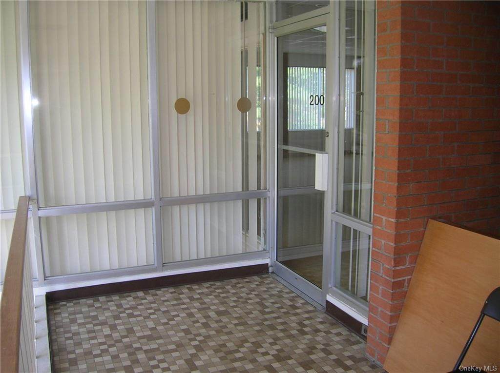 234 N Central Park Avenue - Photo 1