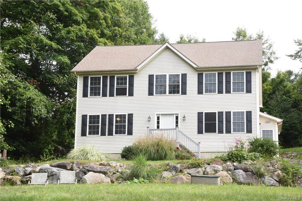 5 Lakeview Drive - Photo 1