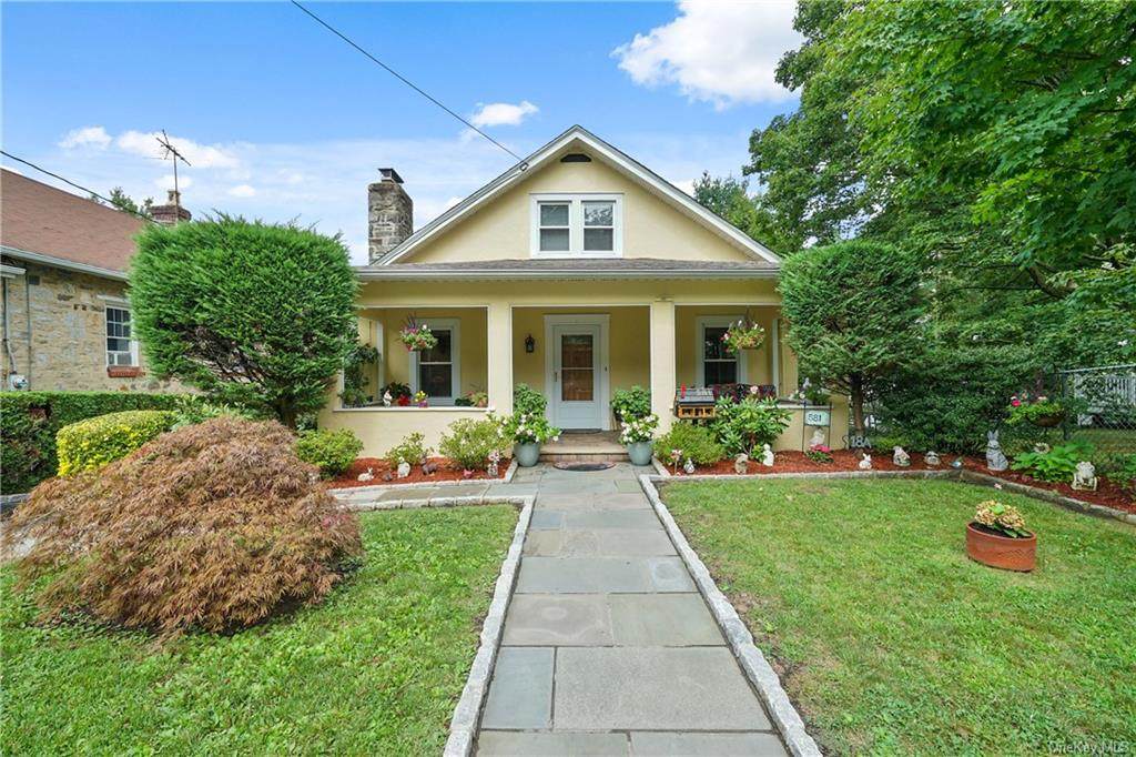 581 Ashford Avenue - Photo 1