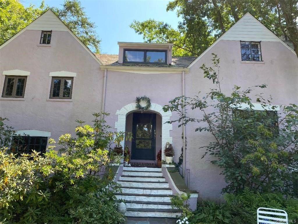 495 Forest Avenue - Photo 1
