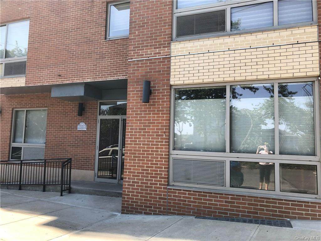 3585 Greystone Avenue - Photo 1