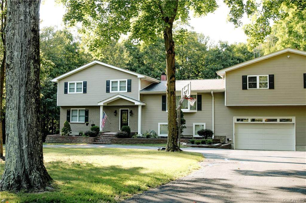 17 Twin Brooks Drive - Photo 1