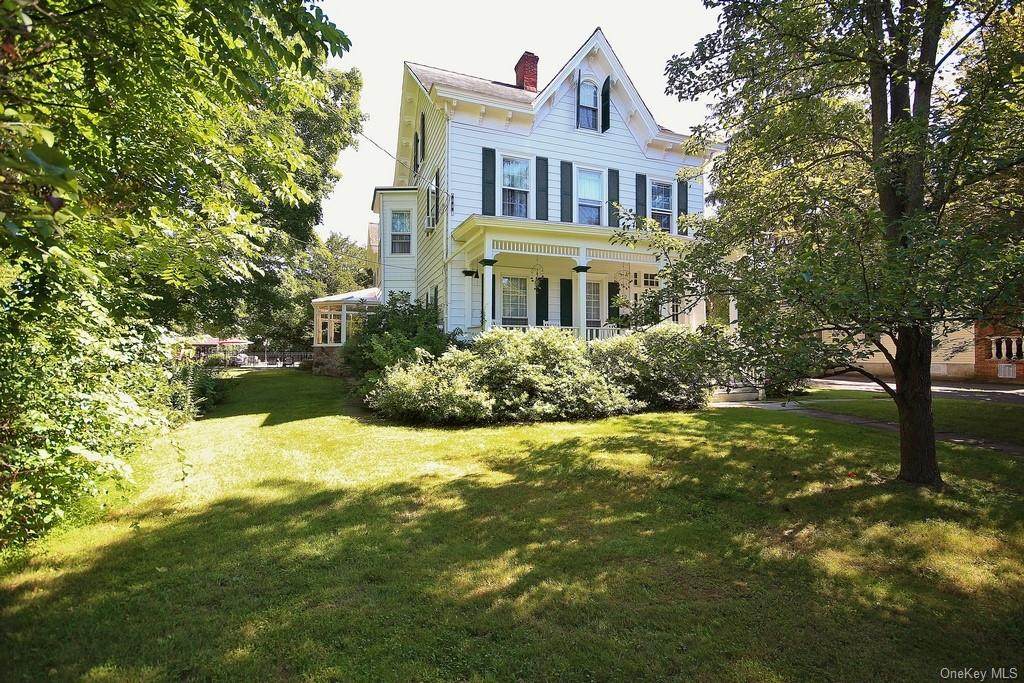 42 Maple Avenue - Photo 1