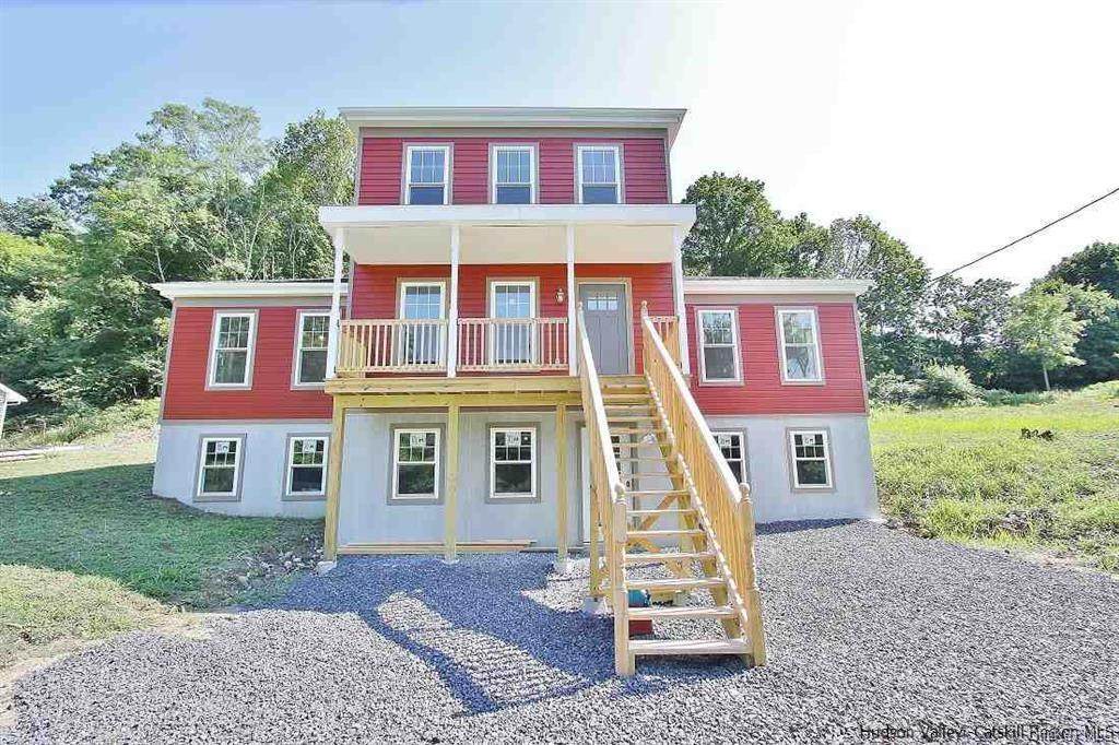 631 3rd Avenue - Photo 1