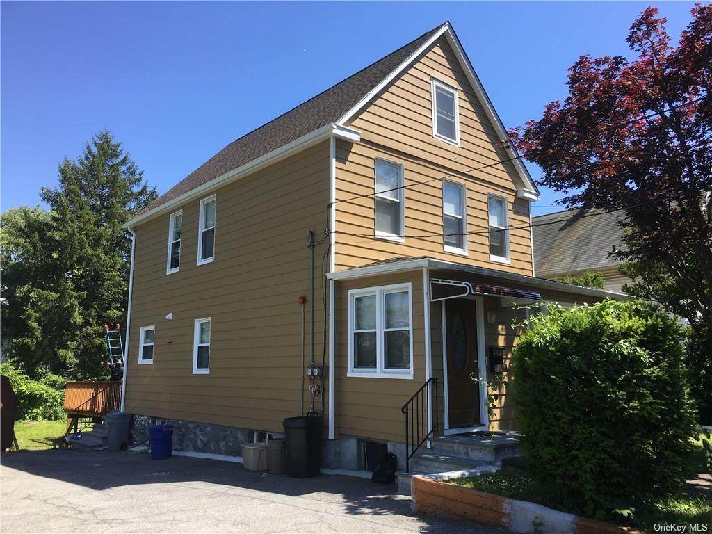 8 Perkins Avenue - Photo 1