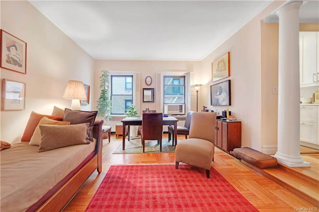 350 Cabrini Boulevard - Photo 1