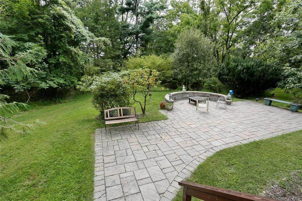 4 Hearthston Lane - Photo 1