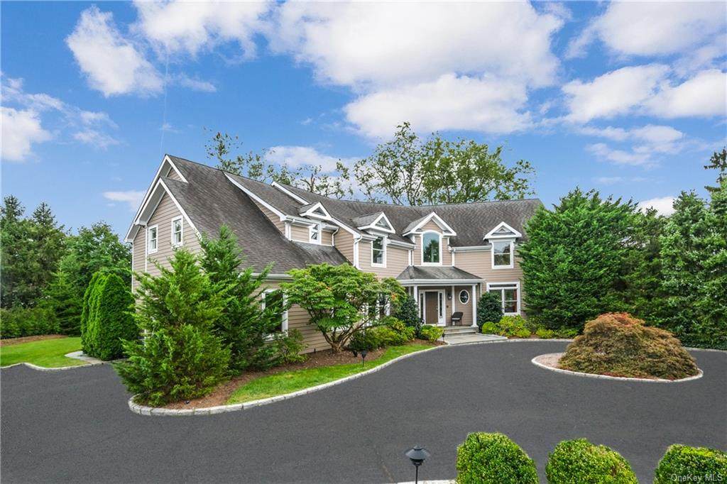 4 Red Roof Drive - Photo 1