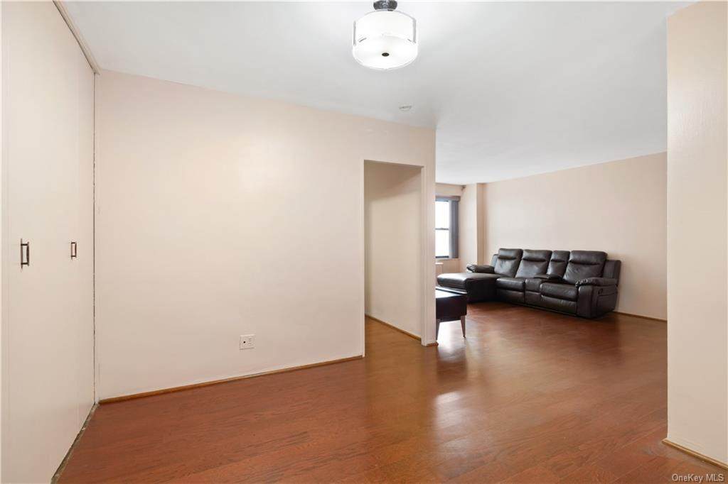 1020 Grand Concourse - Photo 1