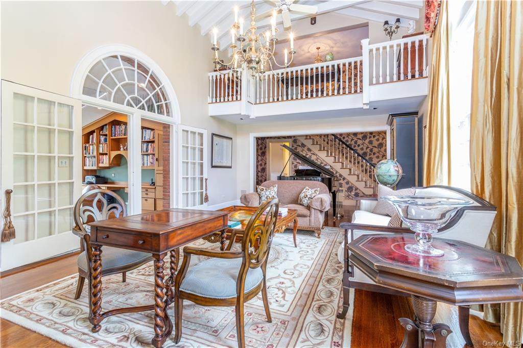 327 Ridgeway - Photo 1