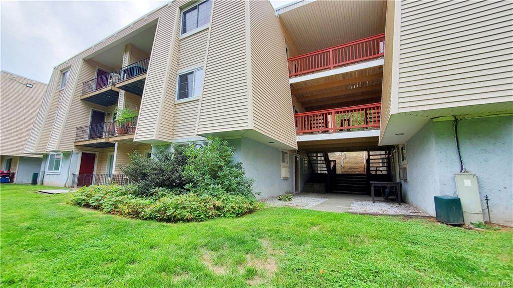 315 Fox Run Lane - Photo 1