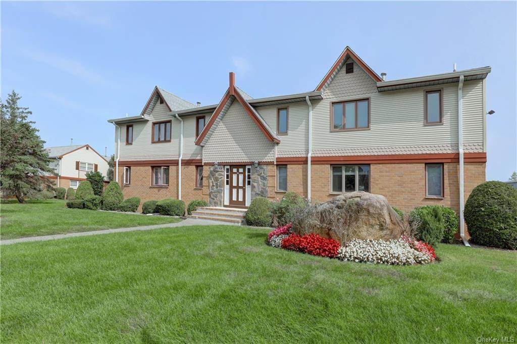 16 Milford Lane - Photo 1